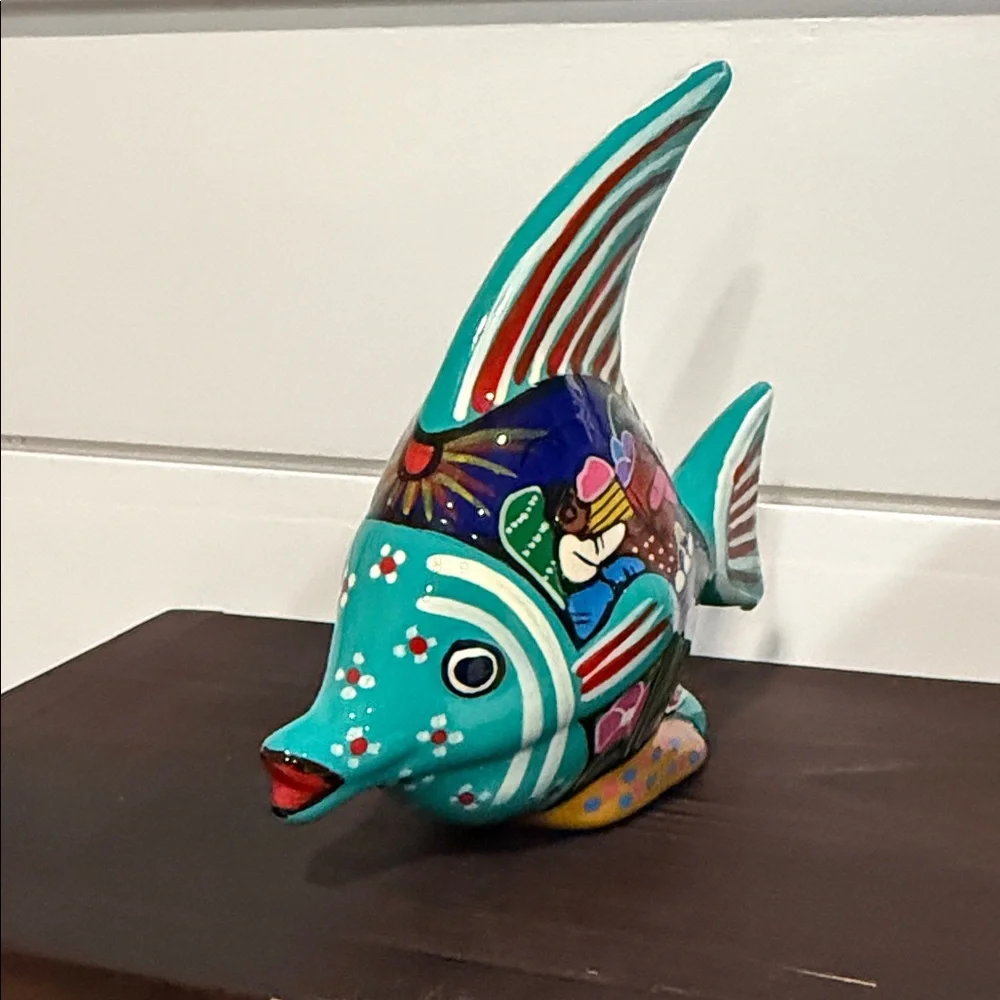 Talavera Mexican Folk Art Colorful Fish Pottery Sculpture Decor Hand Painted